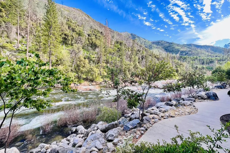 yosemite view lodge uitzicht.jpg
