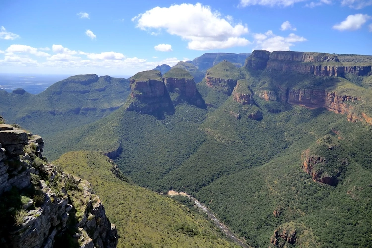 panorama route drie rondavels 001.webp