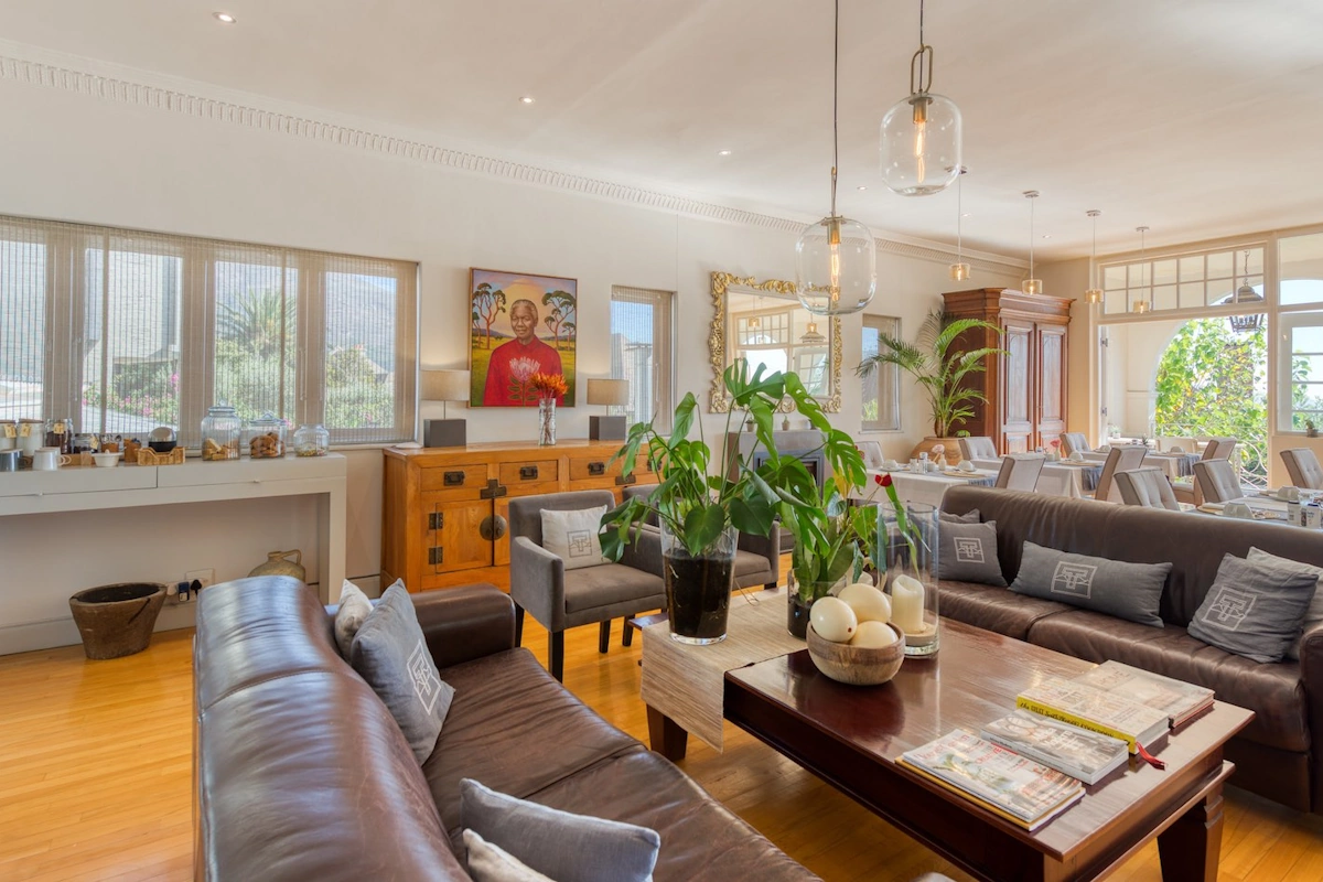 De Tafelberg Guesthouse lounge 001.webp