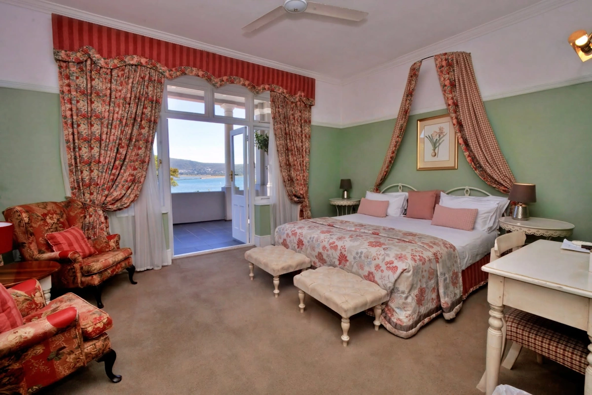 Parkes Manor kamer 3 lagoon facing.webp