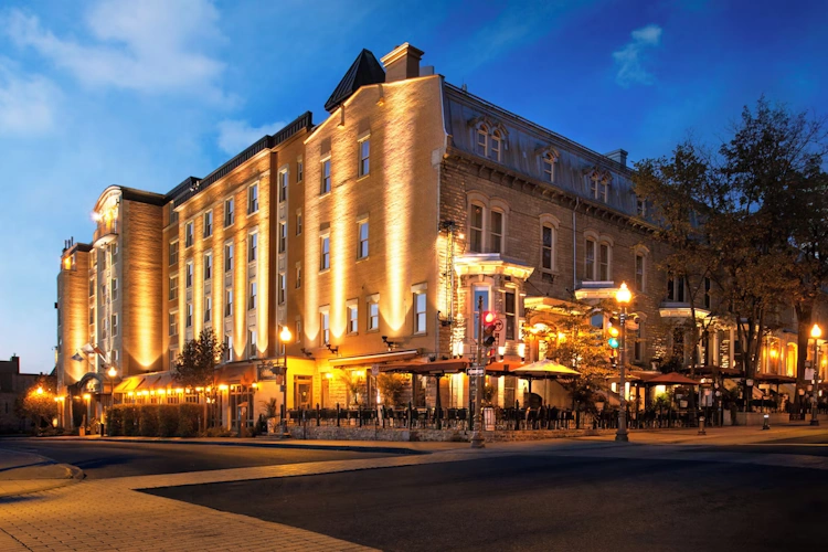 Hotel Chateau Laurier Quebec buitenkant.webp