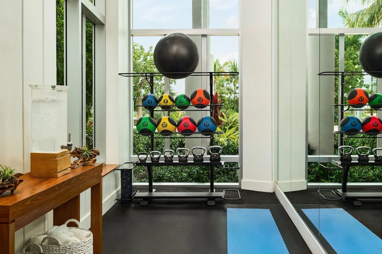 Faro Blanco Resort and Yacht Club gym.webp