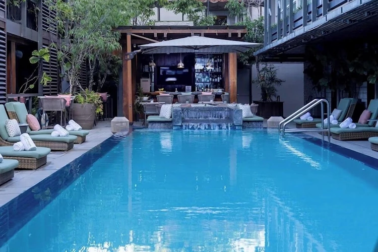Lennox Miami Beach zwembad 002.webp