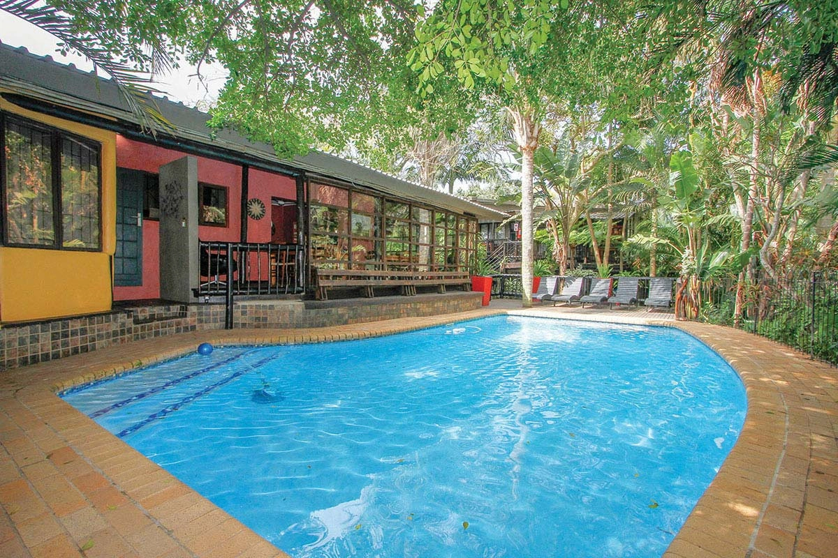 Umlilo Lodge zwembad 001.webp