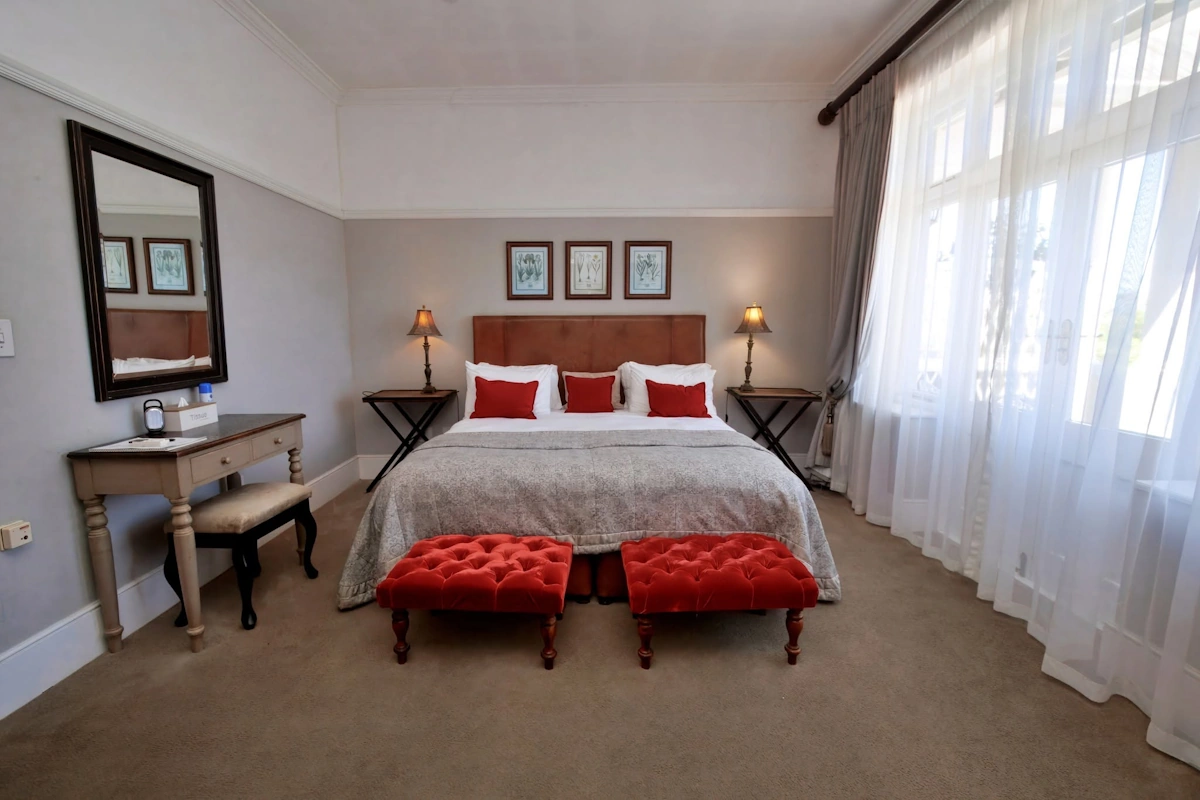 Parkes Manor kamer 2.webp