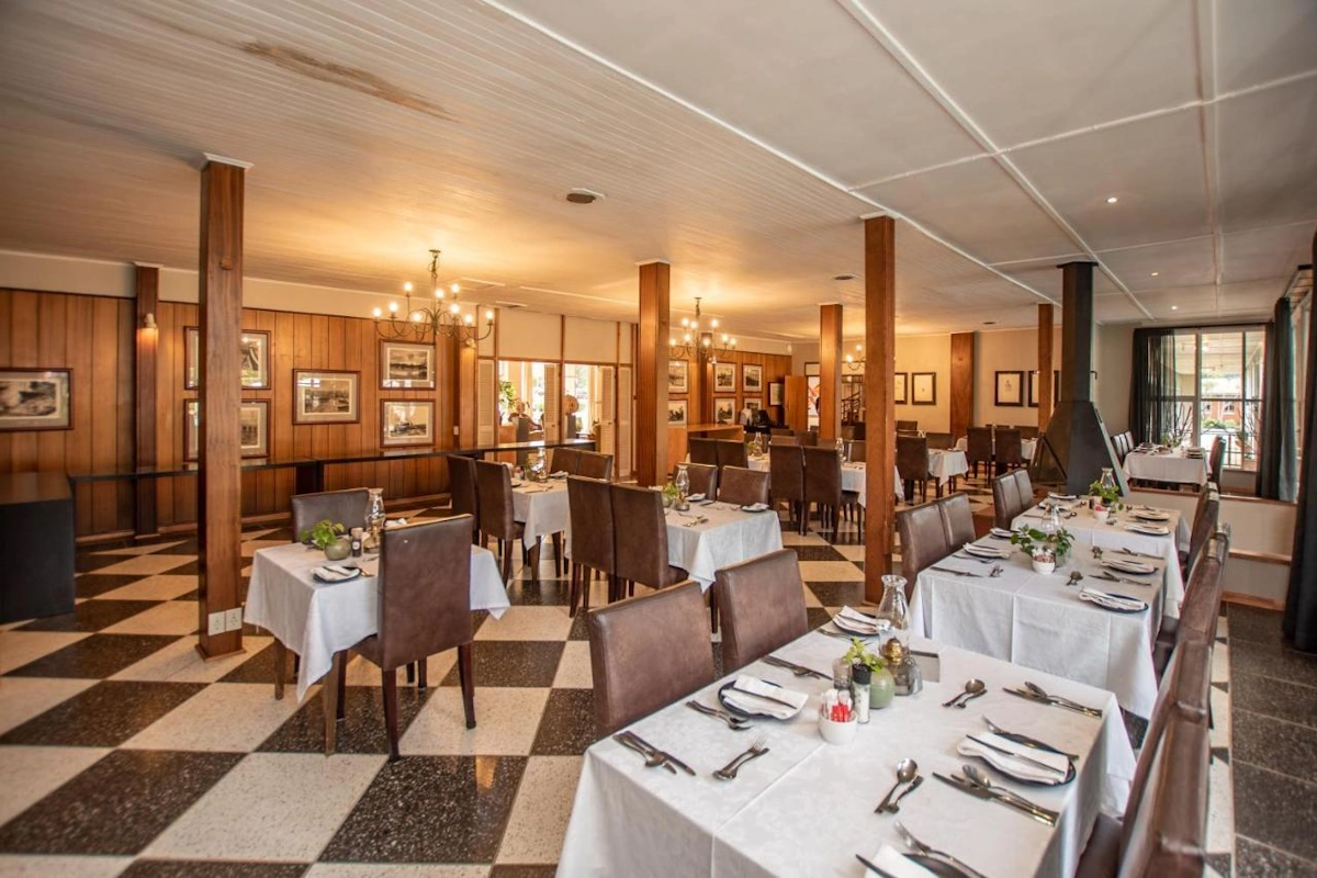 Graskop Hotel restaurant.webp