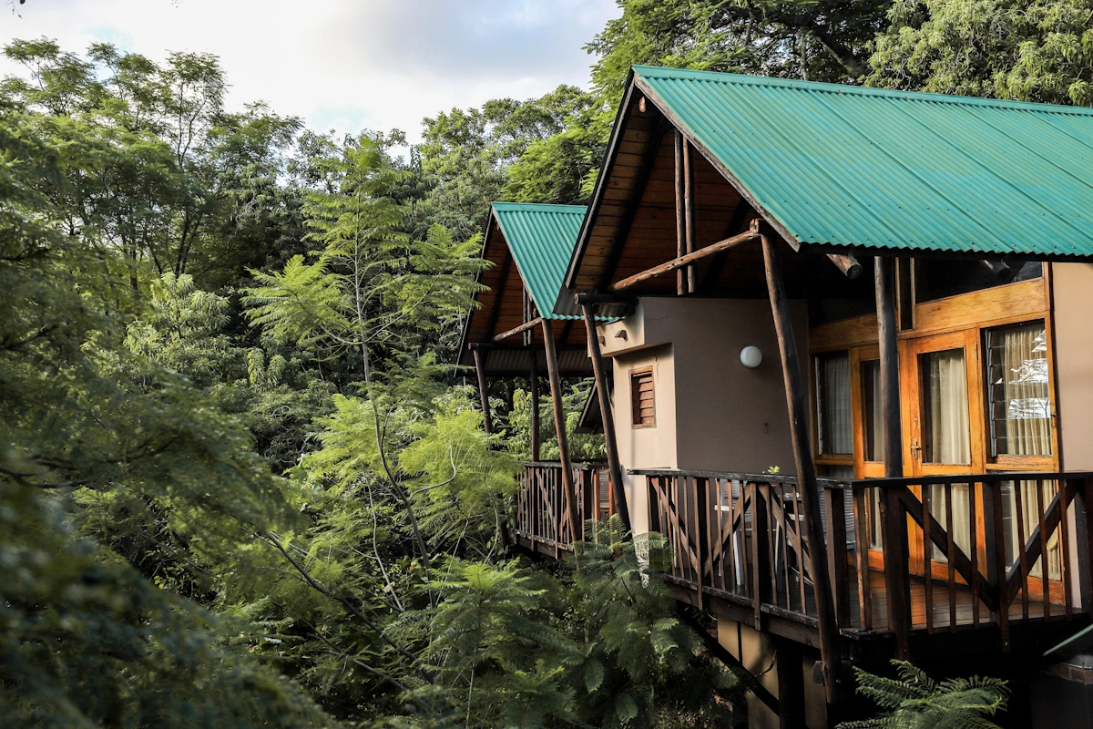 Mantenga Lodge kamer 002.webp